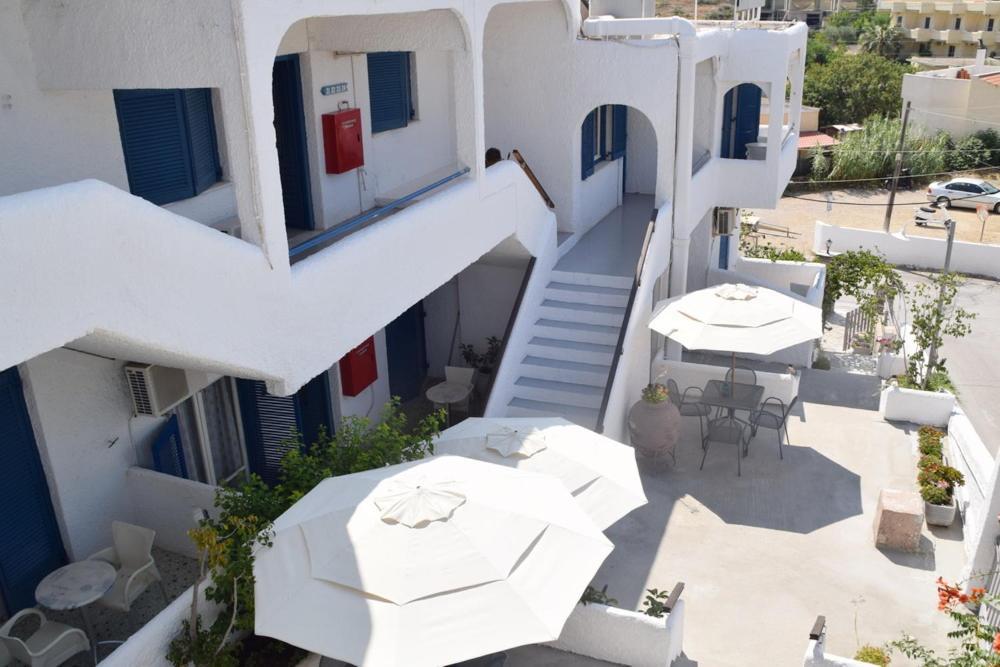 Attica Hotel Ephie Vathí Exterior photo